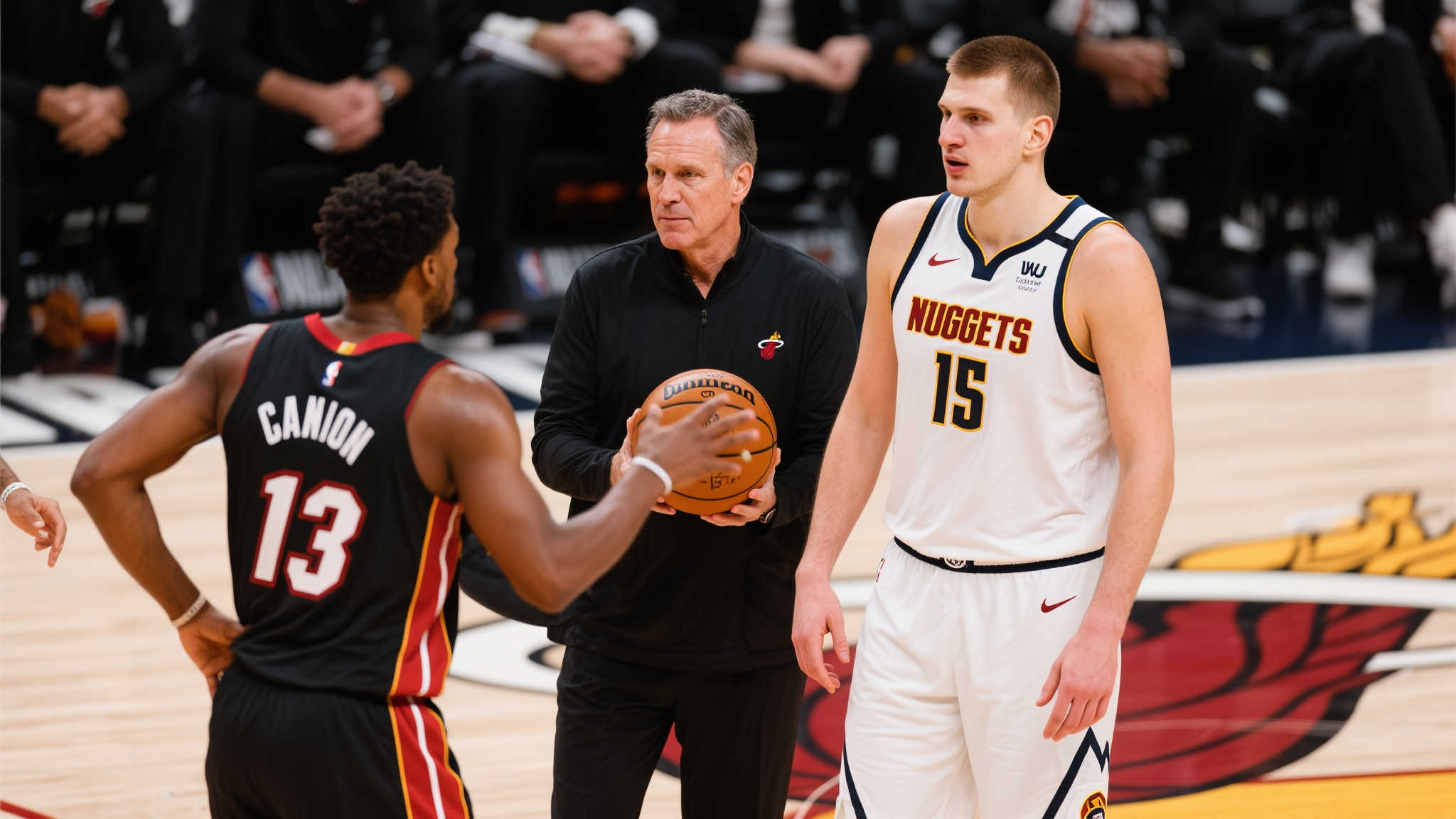 前掘金主帅马龙加入“NBA倒计时”直播团队，助力西决解说报道